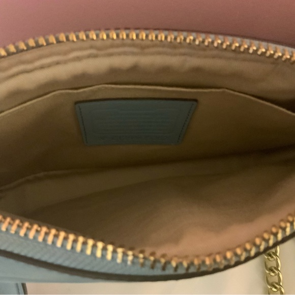 Two small cross body coach bags - Picture 5 of 5